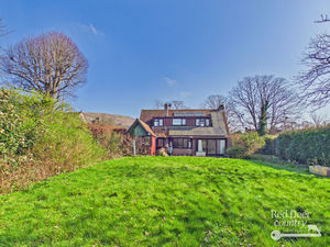 Rear- click for photo gallery